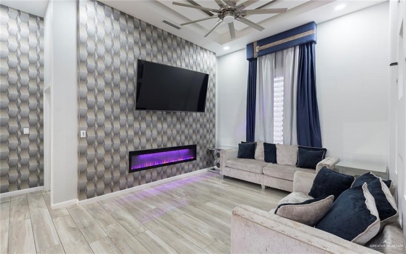 1005 Platinum Street, Palmview, TX 78572, 4 Habitaciones Habitaciones , ,2 BañosBaños,Residential,En Venta,1005 Platinum Street,450284
