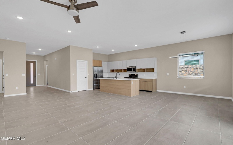 650 DAVI'S GREENWOOD COURT, Vinton, TX 79821, 3 Bedrooms Bedrooms, ,2 BathroomsBathrooms,Residential,For Sale,650 DAVI'S GREENWOOD COURT,922033