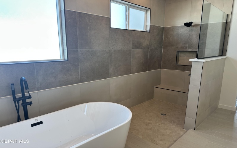 4700 SNOWGOOSE Road, Las Cruces, NM 88011, 4 Bedrooms Bedrooms, ,2 BathroomsBathrooms,Residential,For Sale,4700 SNOWGOOSE Road,922092