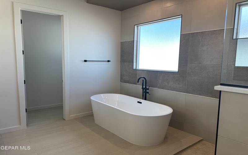 4700 SNOWGOOSE Road, Las Cruces, NM 88011, 4 Bedrooms Bedrooms, ,2 BathroomsBathrooms,Residential,For Sale,4700 SNOWGOOSE Road,922092