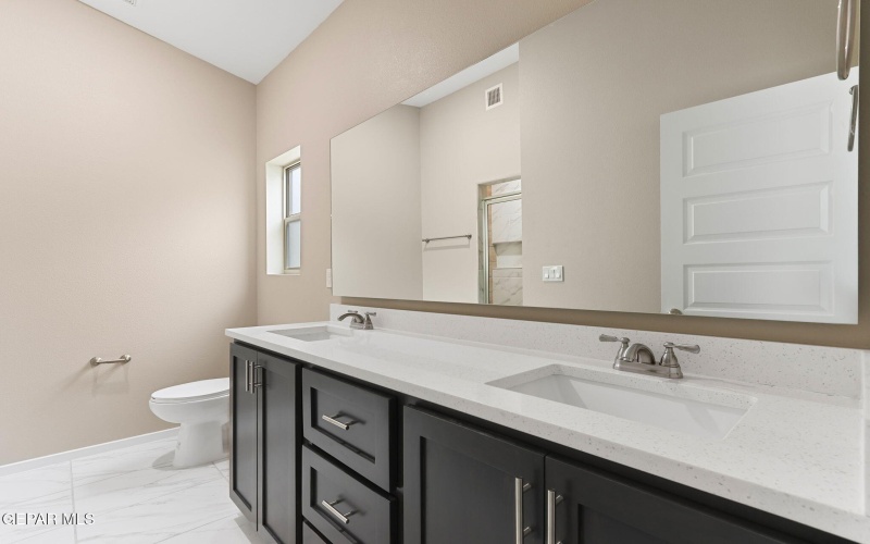 975 Barbara Ave, Socorro, TX 79927, 3 Habitaciones Habitaciones , ,2 BañosBaños,Residential,En Venta,975 Barbara Ave,922106