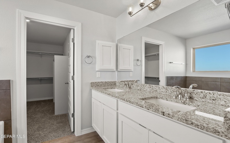 14028 Paseo Aves Avenue, Horizon City, TX 79928, 4 Bedrooms Bedrooms, ,3 BathroomsBathrooms,Residential,For Sale,14028 Paseo Aves Avenue,920871