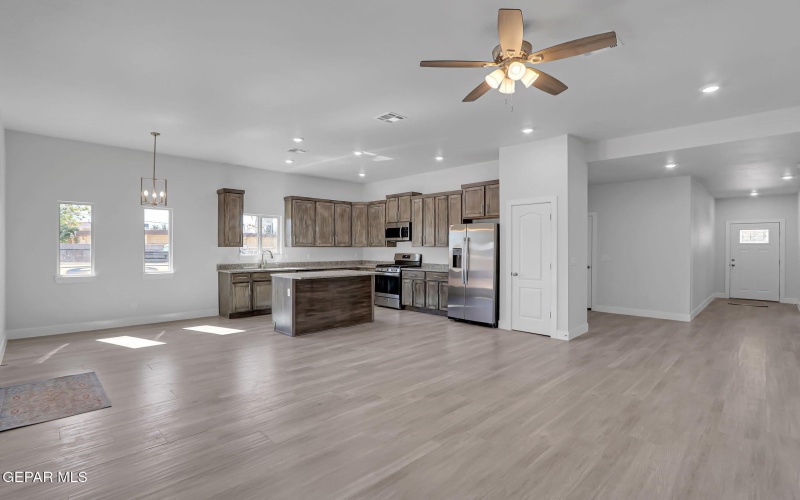 14406 Smokey Point Drive, El Paso, TX 79938, 3 Bedrooms Bedrooms, ,2 BathroomsBathrooms,Residential,For Sale,14406 Smokey Point Drive,920883