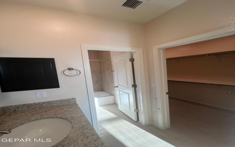 4785b CPT Isaac Camacho Place, El Paso, TX 79938, 3 Bedrooms Bedrooms, ,2 BathroomsBathrooms,Residential,For Sale,4785b CPT Isaac Camacho Place,920898