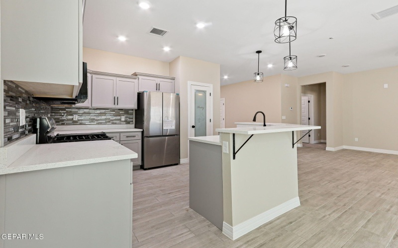 9853 La Morenita Circle, Socorro, TX 79927, 3 Bedrooms Bedrooms, ,2 BathroomsBathrooms,Residential,For Sale,9853 La Morenita Circle,920927