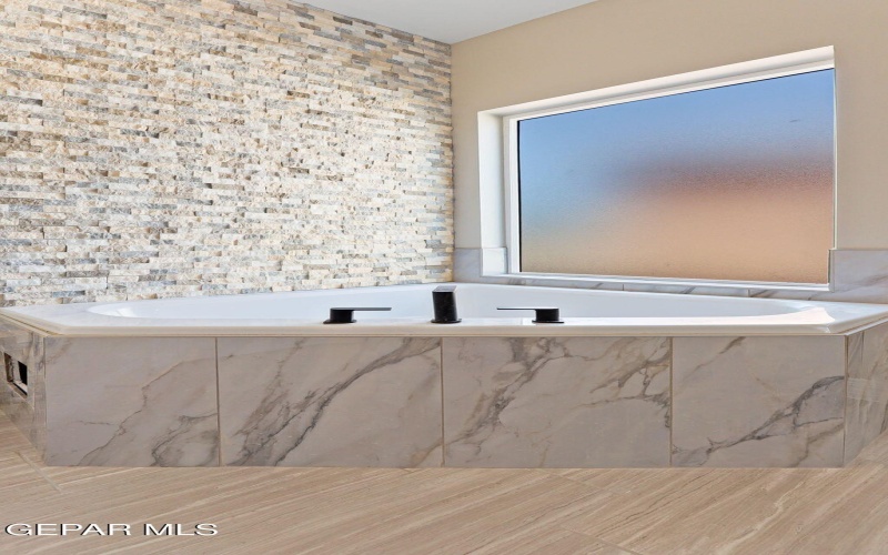 9853 La Morenita Circle, Socorro, TX 79927, 3 Bedrooms Bedrooms, ,2 BathroomsBathrooms,Residential,For Sale,9853 La Morenita Circle,920927