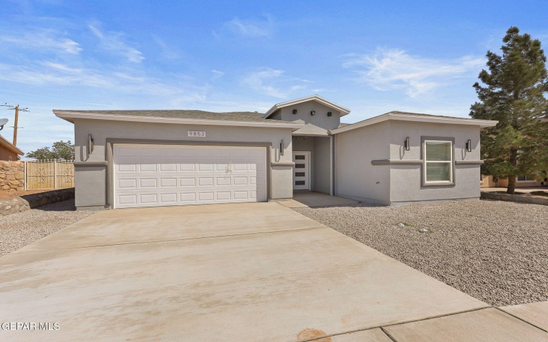 9853 La Morenita Circle, Socorro, TX 79927, 3 Bedrooms Bedrooms, ,2 BathroomsBathrooms,Residential,For Sale,9853 La Morenita Circle,920927