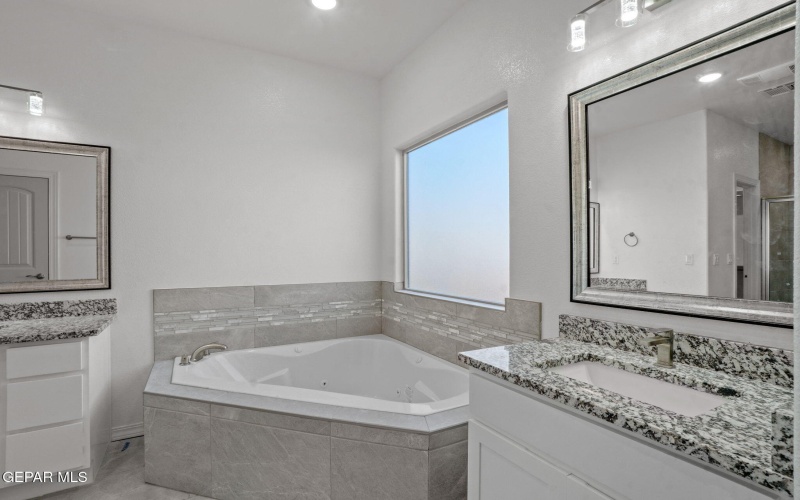 488 Plateau Drive, Socorro, TX 79927, 4 Habitaciones Habitaciones , ,1 BañoBaños,Residential,En Venta,488 Plateau Drive,920948