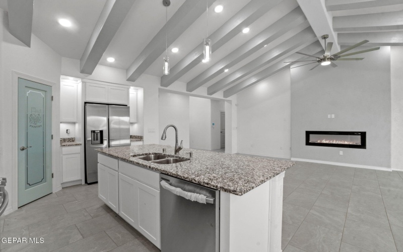 488 Plateau Drive, Socorro, TX 79927, 4 Habitaciones Habitaciones , ,1 BañoBaños,Residential,En Venta,488 Plateau Drive,920948