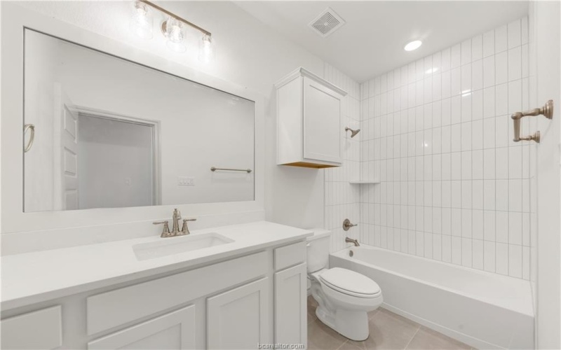 1615 Briscoe Manor Court, College Station, TX 77845, 3 Habitaciones Habitaciones , ,2 BañosBaños,Residential,En Venta,1615 Briscoe Manor Court,25000930