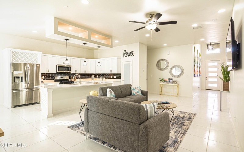 15384 Imagine Drive, El Paso, TX 79938, 4 Habitaciones Habitaciones , ,2 BañosBaños,Residential,En Venta,15384 Imagine Drive,921037