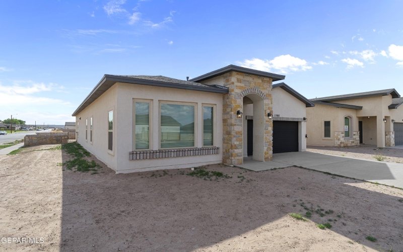 11981 Medalla Street, Socorro, TX 79927, 4 Bedrooms Bedrooms, ,2 BathroomsBathrooms,Residential,For Sale,11981 Medalla Street,921073