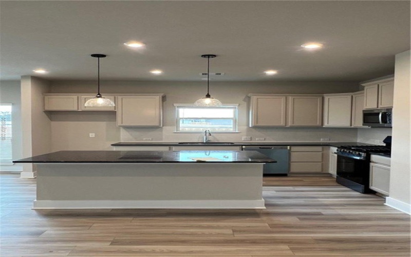 6303 Raleigh Drive, College Station, TX 77845, 4 Habitaciones Habitaciones , ,2 BañosBaños,Residential,En Venta,6303 Raleigh Drive,25001105