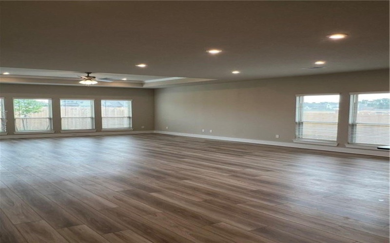 6303 Raleigh Drive, College Station, TX 77845, 4 Habitaciones Habitaciones , ,2 BañosBaños,Residential,En Venta,6303 Raleigh Drive,25001105