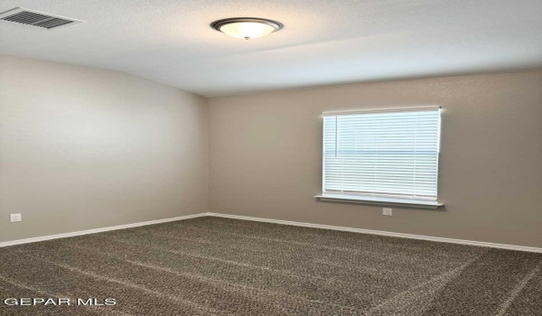 13837 Summer Valley Avenue, El Paso, TX 79928, 4 Bedrooms Bedrooms, ,2 BathroomsBathrooms,Residential,For Sale,13837 Summer Valley Avenue,921104