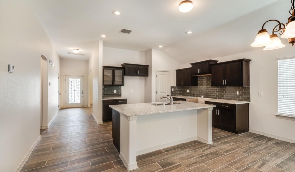 13845 Summer Valley Avenue, El Paso, TX 79928, 4 Habitaciones Habitaciones , ,2 BañosBaños,Residential,En Venta,13845 Summer Valley Avenue,921107