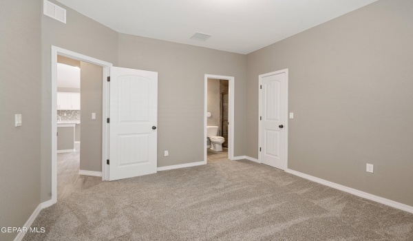 13864 Summer Valley Avenue, El Paso, TX 79928, 4 Bedrooms Bedrooms, ,3 BathroomsBathrooms,Residential,For Sale,13864 Summer Valley Avenue,921114