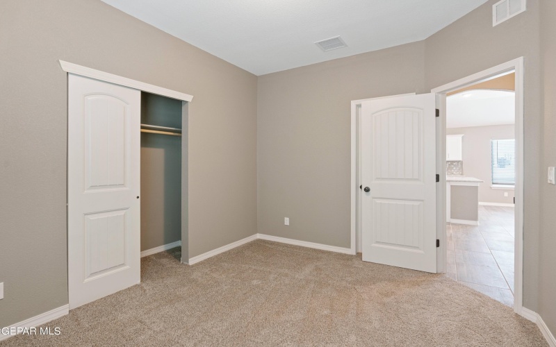 13864 Summer Valley Avenue, El Paso, TX 79928, 4 Bedrooms Bedrooms, ,3 BathroomsBathrooms,Residential,For Sale,13864 Summer Valley Avenue,921114