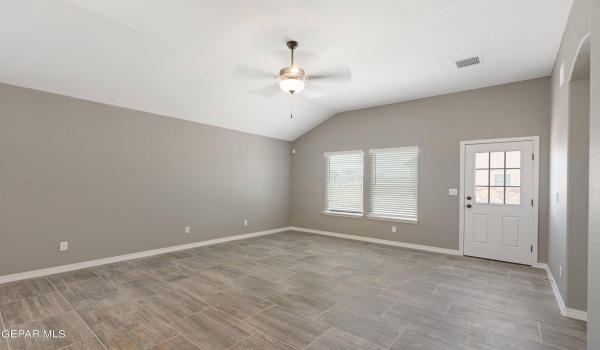 13864 Summer Valley Avenue, El Paso, TX 79928, 4 Bedrooms Bedrooms, ,3 BathroomsBathrooms,Residential,For Sale,13864 Summer Valley Avenue,921114