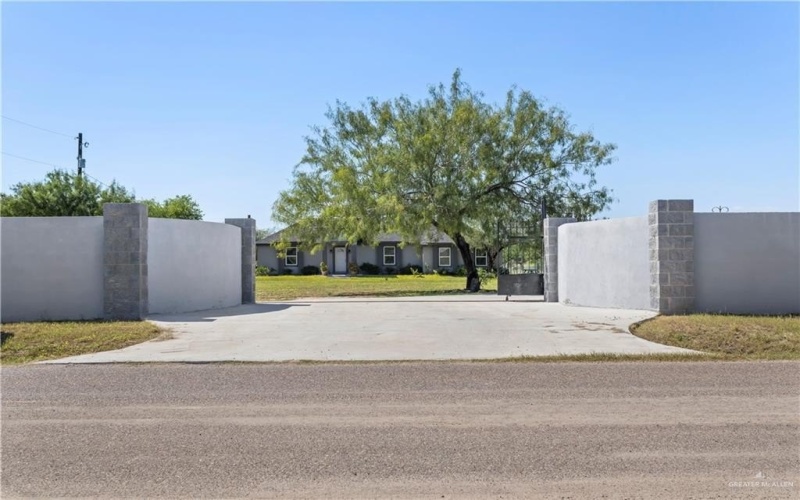 16311 Citrus Drive, McAllen, TX 78541, 3 Bedrooms Bedrooms, ,2 BathroomsBathrooms,Residential,For Sale,16311 Citrus Drive,459755