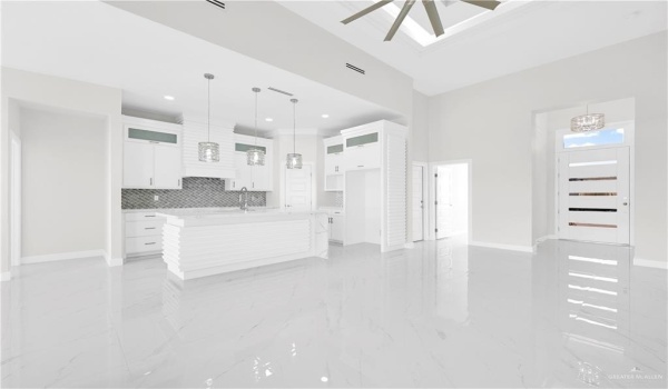 1004 Azalea Street, Mission, TX 78572, 3 Bedrooms Bedrooms, ,2 BathroomsBathrooms,Residential,For Sale,1004 Azalea Street,459858