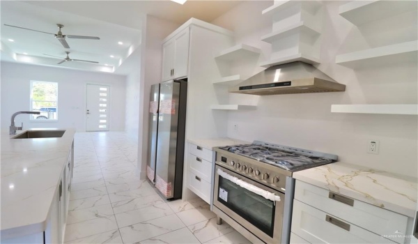 112 Cedro Street, Weslaco, TX 78596, 3 Bedrooms Bedrooms, ,1 BathroomBathrooms,Residential,For Sale,112 Cedro Street,459863