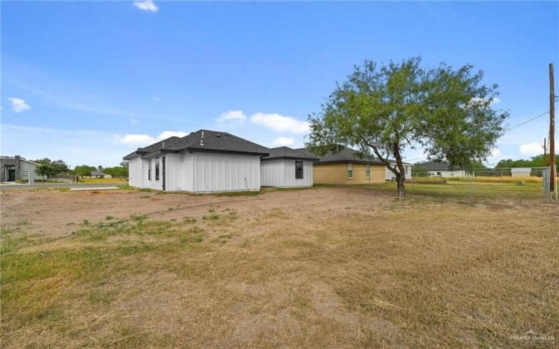 1134 Mezquite Drive, Alamo, TX 78516, 3 Bedrooms Bedrooms, ,2 BathroomsBathrooms,Residential,For Sale,1134 Mezquite Drive,459904