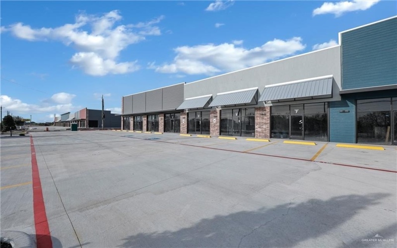 901 S Raul Longoria Road, Edinburg, TX 78542, ,Commercial Sale,For Sale,901 S Raul Longoria Road,459961