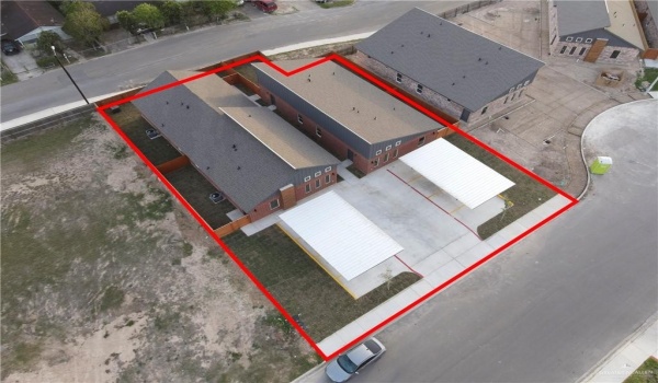 900 W 8th Street, Mission, TX 78572, ,Residential Multi Family,For Sale,900 W 8th Street,460171