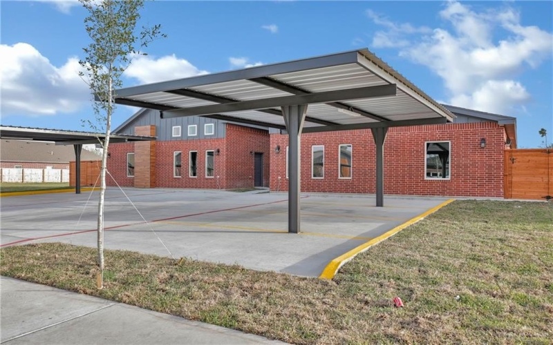 900 W 8th Street, Mission, TX 78572, ,Residential Multi Family,For Sale,900 W 8th Street,460171