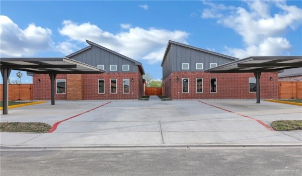 1007 Hidden Hills Street, Mission, TX 78572, ,Residential Multi Family,For Sale,1007 Hidden Hills Street,460174