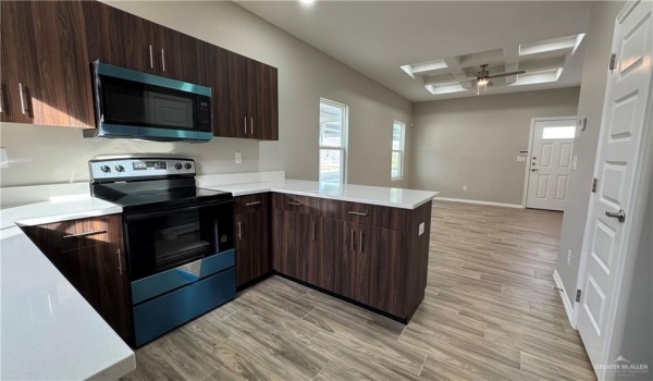 2309 N 43rd Street #2, McAllen, TX 78501, 3 Bedrooms Bedrooms, ,2 BathroomsBathrooms,Residential Lease,For Rent,2309 N 43rd Street,460405