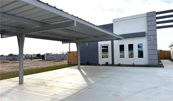 2309 N 43rd Street #2, McAllen, TX 78501, 3 Bedrooms Bedrooms, ,2 BathroomsBathrooms,Residential Lease,For Rent,2309 N 43rd Street,460405