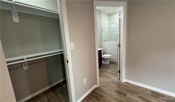 2309 N 43rd Street #4, McAllen, TX 78501, 2 Bedrooms Bedrooms, ,2 BathroomsBathrooms,Residential Lease,For Rent,2309 N 43rd Street,460407