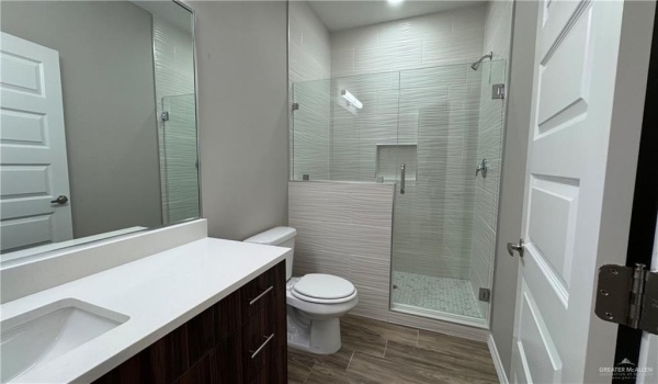 2309 N 43rd Street #4, McAllen, TX 78501, 2 Bedrooms Bedrooms, ,2 BathroomsBathrooms,Residential Lease,For Rent,2309 N 43rd Street,460407