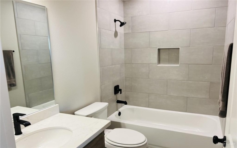 8316 N 35th Street, McAllen, TX 78504, 4 Bedrooms Bedrooms, ,2 BathroomsBathrooms,Residential Lease,For Rent,8316 N 35th Street,460426