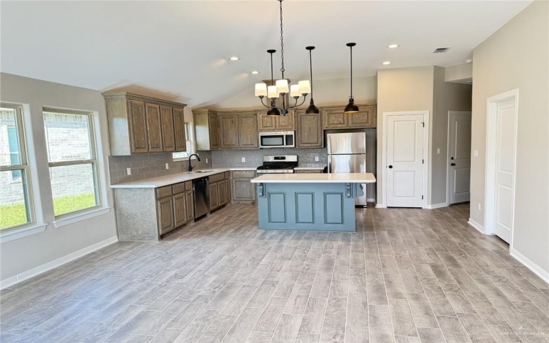 8313 N 34th Lane, McAllen, TX 78504, 3 Bedrooms Bedrooms, ,2 BathroomsBathrooms,Residential Lease,For Rent,8313 N 34th Lane,460435