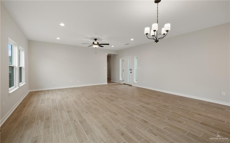 3204 El Paso Drive, Weslaco, TX 78599, 3 Habitaciones Habitaciones , ,2 BañosBaños,Residential,En Venta,3204 El Paso Drive,460508