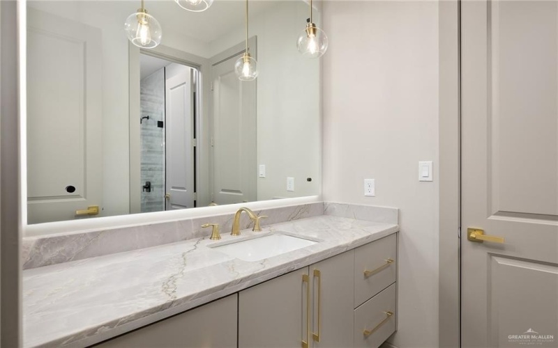 3812 Zenker Avenue, McAllen, TX 78504, 4 Bedrooms Bedrooms, ,3 BathroomsBathrooms,Residential,For Sale,3812 Zenker Avenue,460689