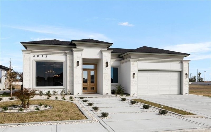 3812 Zenker Avenue, McAllen, TX 78504, 4 Bedrooms Bedrooms, ,3 BathroomsBathrooms,Residential,For Sale,3812 Zenker Avenue,460689