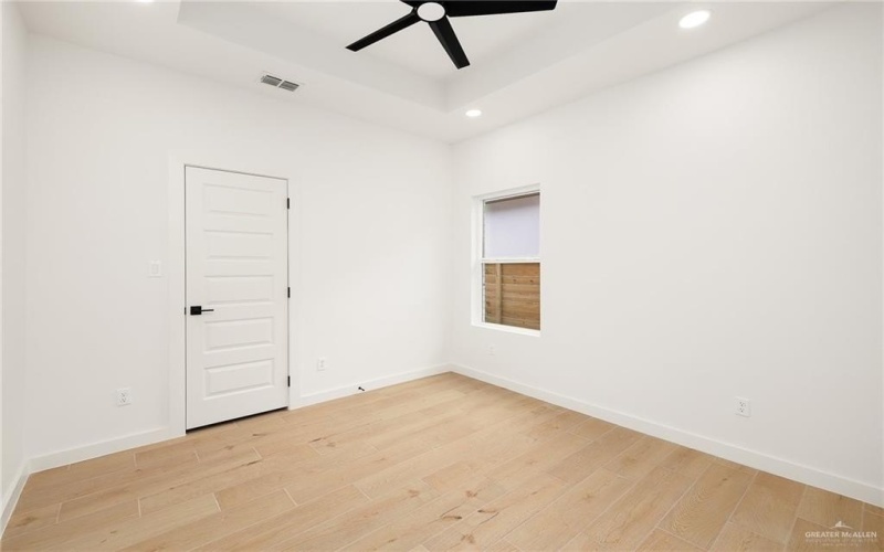 4000 Mullin Avenue, Edinburg, TX 78542, 3 Bedrooms Bedrooms, ,2 BathroomsBathrooms,Residential,For Sale,4000 Mullin Avenue,460893