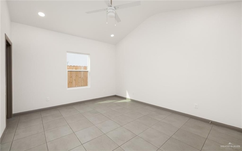 2609 Woodpecker Road #4, Weslaco, TX 78596, 3 Bedrooms Bedrooms, ,2 BathroomsBathrooms,Residential Lease,For Rent,2609 Woodpecker Road,461009