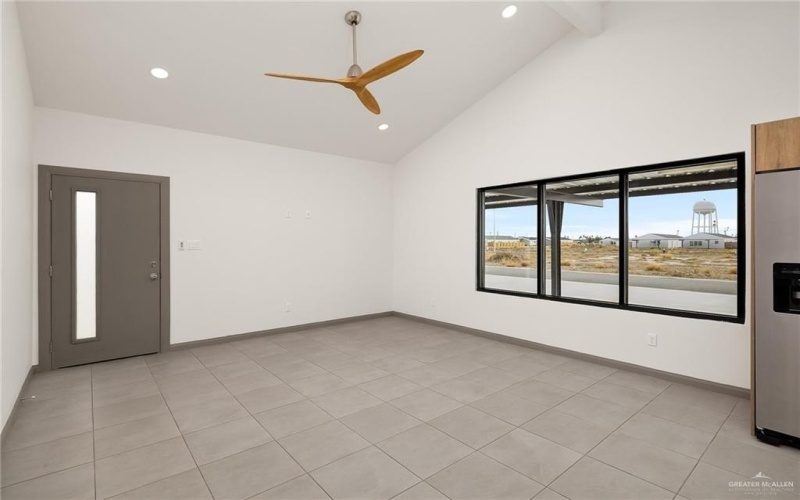 2609 Woodpecker Road #4, Weslaco, TX 78596, 3 Bedrooms Bedrooms, ,2 BathroomsBathrooms,Residential Lease,For Rent,2609 Woodpecker Road,461009