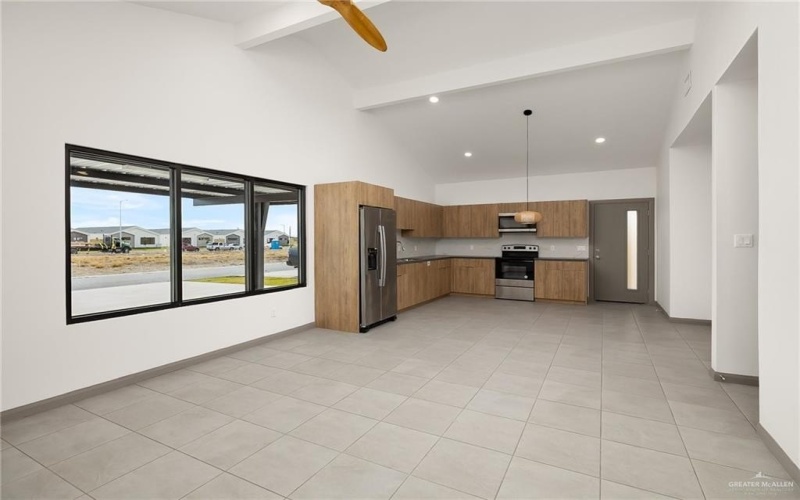 2609 Woodpecker Road #4, Weslaco, TX 78596, 3 Bedrooms Bedrooms, ,2 BathroomsBathrooms,Residential Lease,For Rent,2609 Woodpecker Road,461009