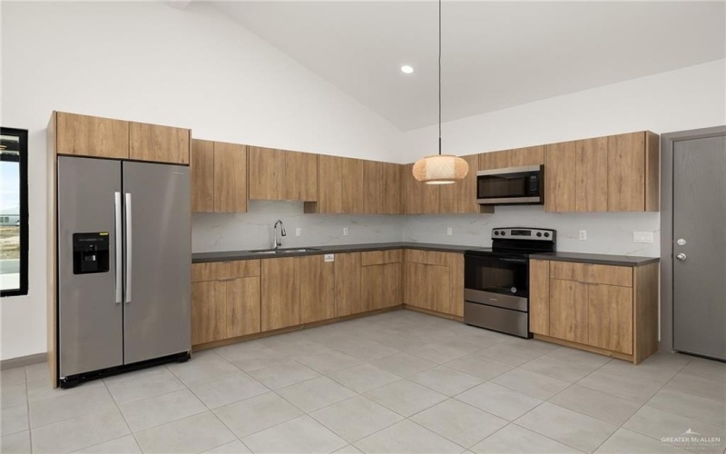 2609 Woodpecker Road #4, Weslaco, TX 78596, 3 Bedrooms Bedrooms, ,2 BathroomsBathrooms,Residential Lease,For Rent,2609 Woodpecker Road,461009