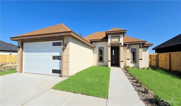 1013 Solaris Street, Edinburg, TX 78541, 3 Bedrooms Bedrooms, ,2 BathroomsBathrooms,Residential,For Sale,1013 Solaris Street,461056