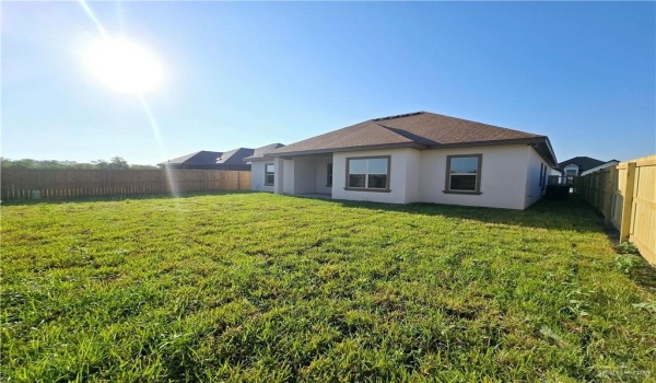 1013 Solaris Street, Edinburg, TX 78541, 3 Bedrooms Bedrooms, ,2 BathroomsBathrooms,Residential,For Sale,1013 Solaris Street,461056