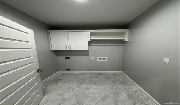 921 E Rio Vista Avenue, Pharr, TX 78577, 3 Bedrooms Bedrooms, ,2 BathroomsBathrooms,Residential,For Sale,921 E Rio Vista Avenue,461136