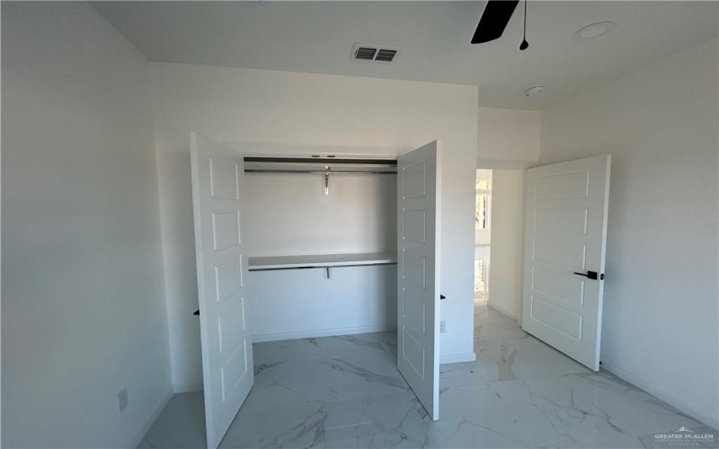 5917 N Playa Del Sol Street, Edinburg, TX 78572, 3 Habitaciones Habitaciones , ,2 BañosBaños,Residential,En Venta,5917 N Playa Del Sol Street,461152