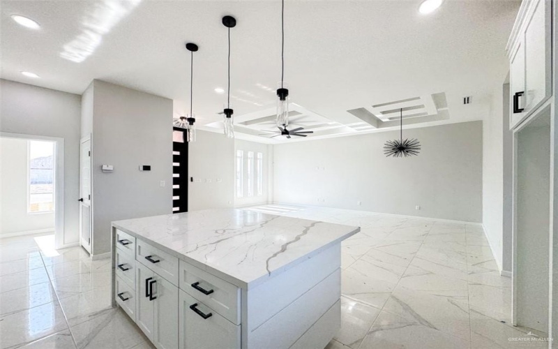 5008 Duke Avenue, McAllen, TX 78504, 3 Habitaciones Habitaciones , ,2 BañosBaños,Residential,En Venta,5008 Duke Avenue,461338